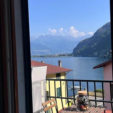 A Due Passi Dal