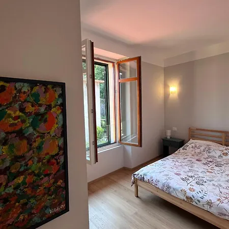 A Due Passi Dal * Bellano