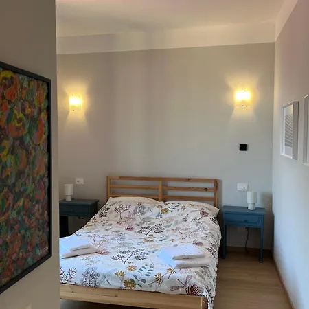 Lägenhet A Due Passi Dal Bellano